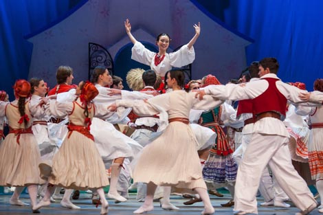 Hrvatsko narodno kazalište Split: Fran Lhotka, Đavo u selu, kor. Pia i Pino Mlakar, kor. prenijeli Ljiljana Gvozdenović i Dinko Bogdanić