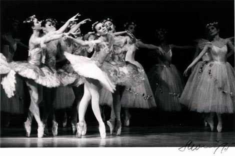 Ervina Sulejmanova (Myrtha) - Adolphe Adam, Giselle, HNK u Zagrebu, foto: hnk.hr