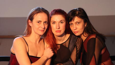 Hrvatsko narodno kazalište Ivana pl. Zajca, Rijeka, i Masa Dance Company, Zagreb: Igračice s klupe, kor. Aleksandra Mišić