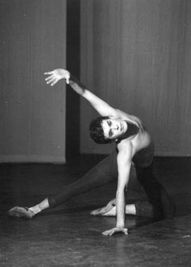 Miljenko Vikić - Heloti, kor. Pino Mlakar, 1963., foto Z. Škrgatić