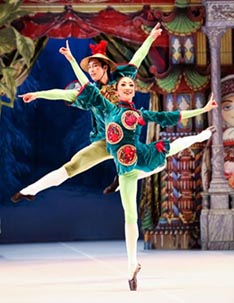 Hrvatsko narodno kazalište u Zagrebu: Petar Iljič Čajkovski – Vladimir Malahov, Orašar, kor. i red. Vladimir Malahov