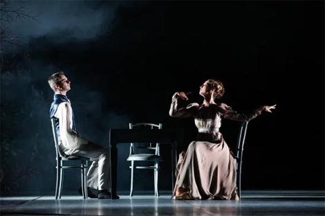 Hrvatsko narodno kazalište u Zagrebu: Jane Austen — Leo Mujić, Ponos i predrasude, kor. i red. Leo Mujić, foto: hnk.hr