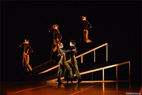 „S“, kor. Philippe Kratz – Hrvatsko narodno kazalište u Zagrebu: Francesco Nappa – Massimiliano Volpini – Philippe Kratz, Prelaženje linije – Večer tri baleta, foto: Novković