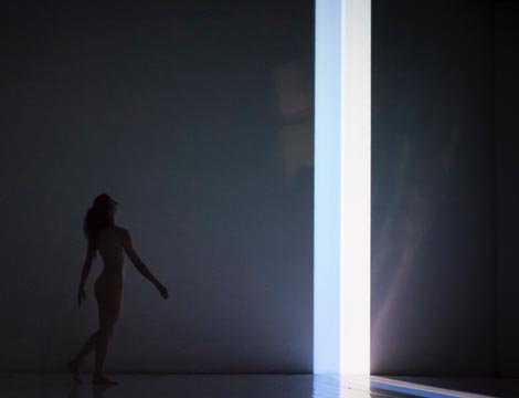 Prirodna gravitacija, posveta Isadori Duncan, kor. Luna Cenere