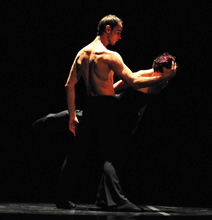 HNK u Zagrebu: Milko Lazar - Edward Clug, Razloga 4 / 4 Reasons, kor. i red. Edward Clug, foto: Saša Noovković