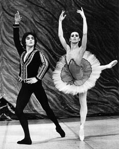 Sorin David i Almira Osmanović u baletu Don Quijote, premijerni nastup u glavnim ulogama 17. studenoga 1982.