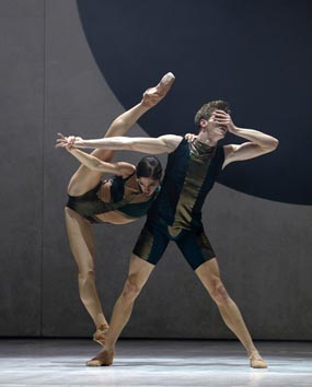 Hrvatsko narodno kazalšte Ivana pl. Zajca, Rijeka: San ivanjske noći, kor. i red. Leo Mujić