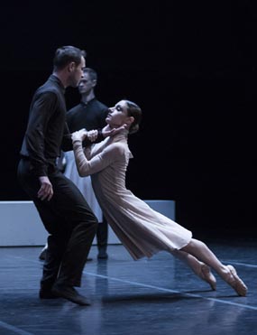 Narodno pozorište Sarajevo: Stabat mater, kor. Edward Clug, foto: Sulejman Omerbašić