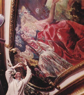 Obnova freske na stropu gledališta HNK-a u Zagrebu