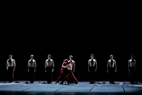 Tomislav Petranović, Mirna Sporiš i ansambl; Balet HNK u Zagrebu: Večer njemačkih autora: Druga simfonija kor. Uwe Scholz, © Mirko Cvjetko