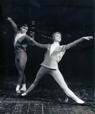 Mustafa Zubić i Tamara Jovanović - Amerikanac u Parizu, kor Sonja Kastl, Nevenka Biđin, 1964.