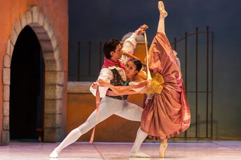 Hrvatsko narodno kazalište Split: Louis Joseph Ferdinand Hérold, Peter Ludwig Hertel, Vragolasta djevojka, kor. Norman Dixon, prenio Dinko Bogdanić