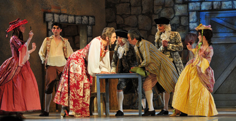 Balet HNK u Zagrebu: Ferdinand Hérold – Ludwig Hertel, Vragolasta djevojka, kor. i red. Vladimir Derevianko, foto: © Saša Novković, na fotografiji: Danijela Batur, Dan Boeru, Svebor Sečak, Alen Gotal, Viorel Dascalu, Andrija Palada, Anželika Marović-Matić